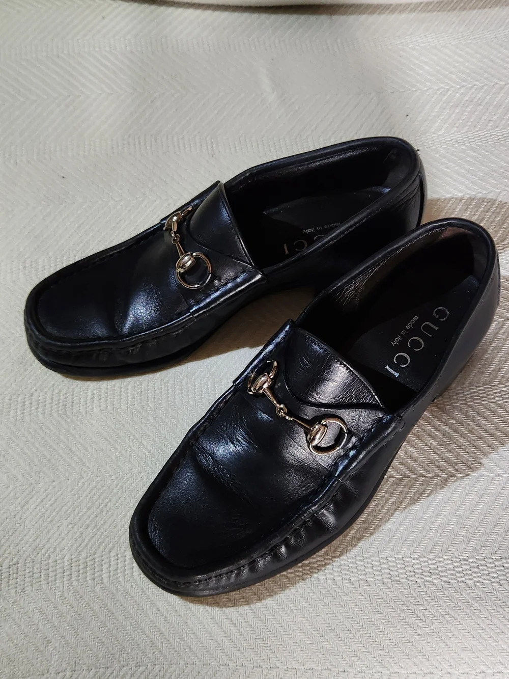 Gucci Black Leather Horsebit Loafers